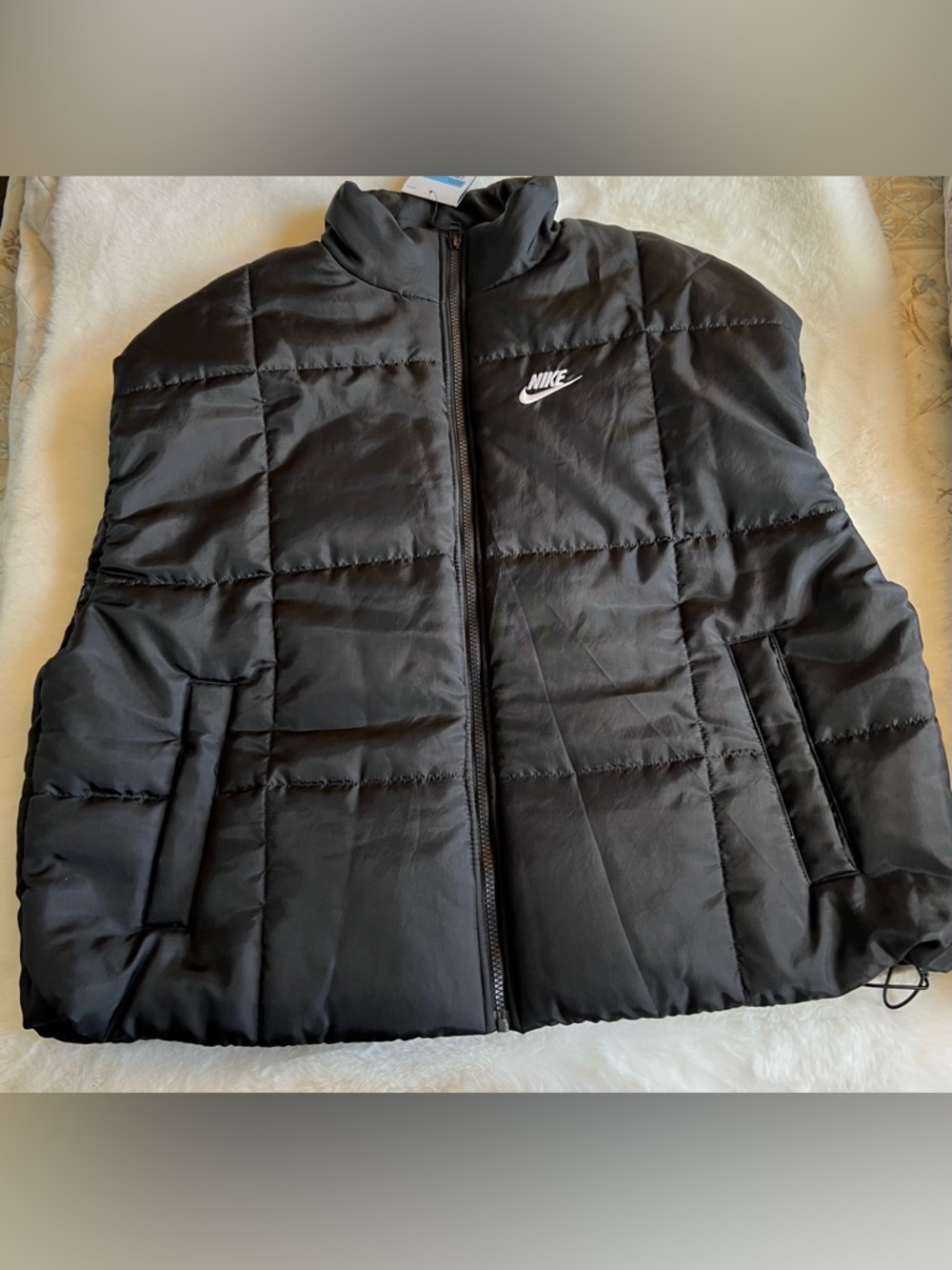 Nike Therma Fit Puffer Jacket Vest Womens Large Black Full Zip Insulated NWT